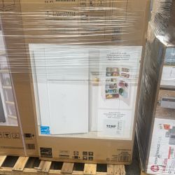 14.2 cu. ft. Top Freezer Refrigerator in White, Garage Ready