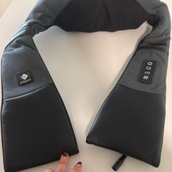 Cordless Neck Massager with Heat