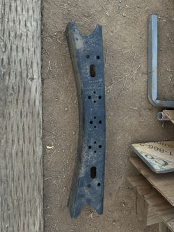 Feightliner Center Crossmember 