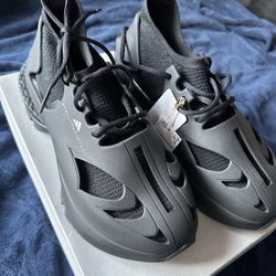 Adidas By Stella McCartney Men’s 8/ Women’s 9