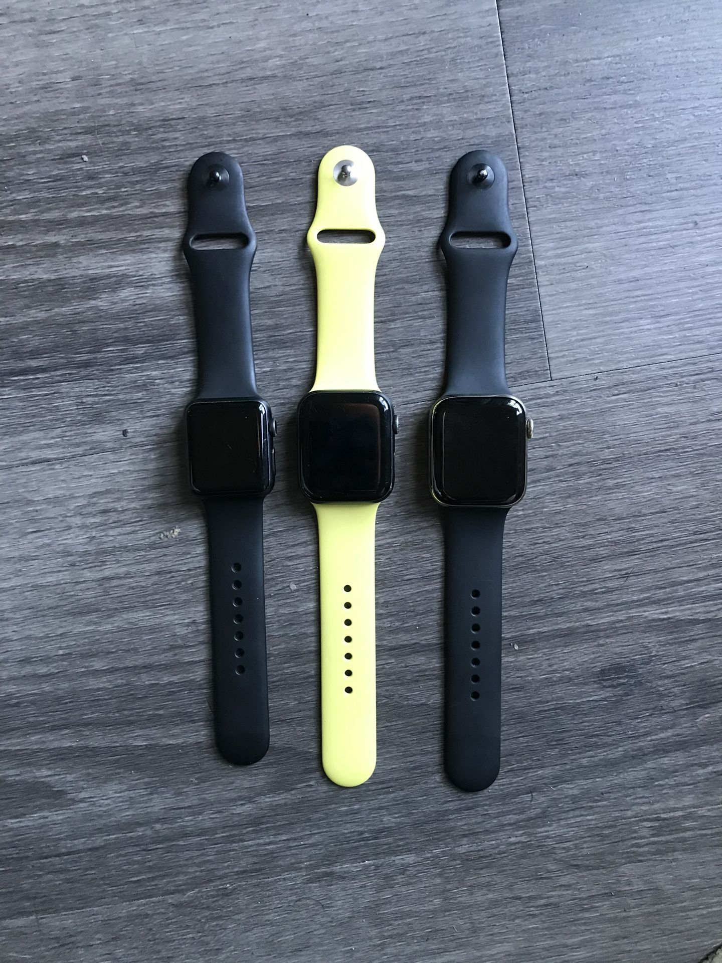 Apple Watches (read Description)