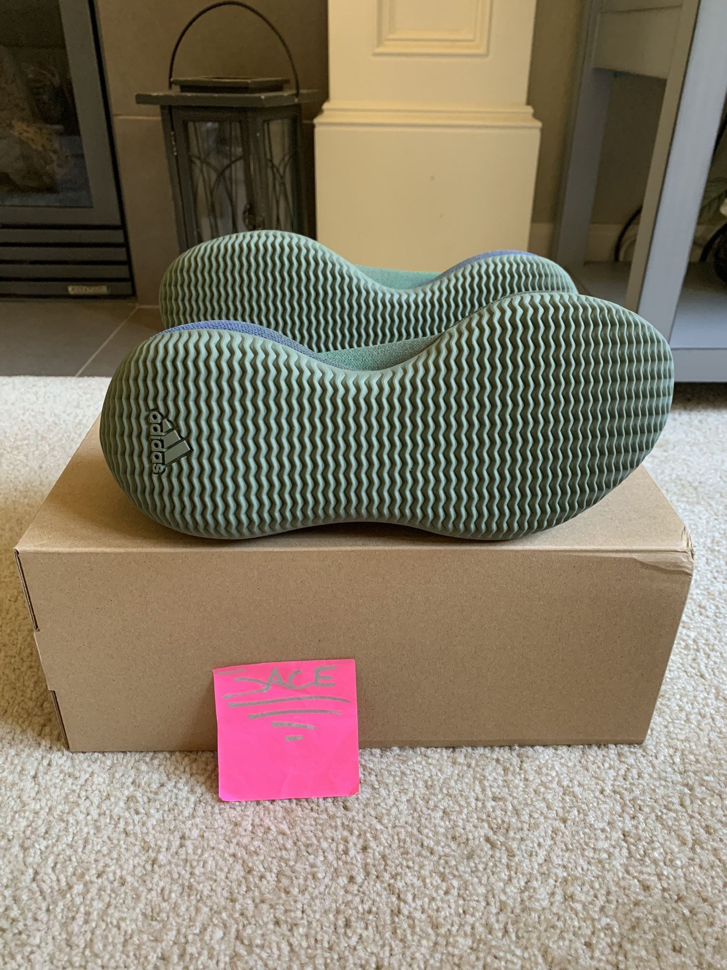 Yeezy knit RNR Faded Azure Size 8