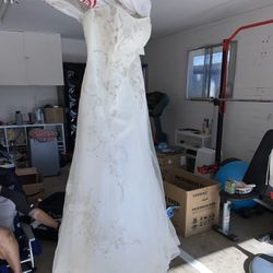 Beautiful Wedding Dress Size 12 - Never Worn