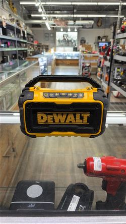 Dewalt radio