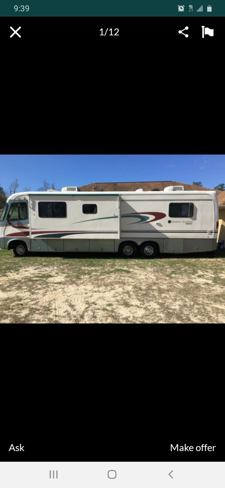 32 ft Rv with slide. Less than 65,000 miles