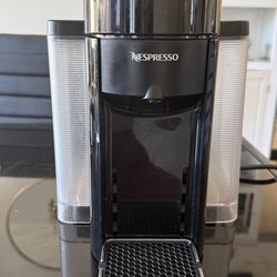 Nespresso VertuoPlus Coffee Maker – De’Longhi