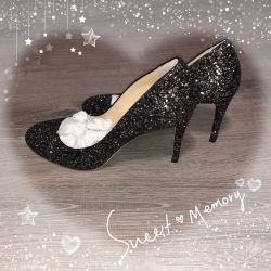 brand new 100% authentic Jimmy Choo high heel