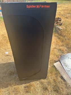Spider Farmer Grow Tent