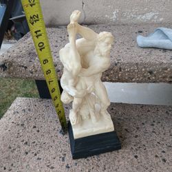 Statua