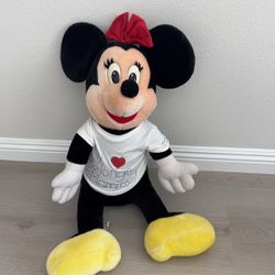 Disney Minnie Mouse plush toy