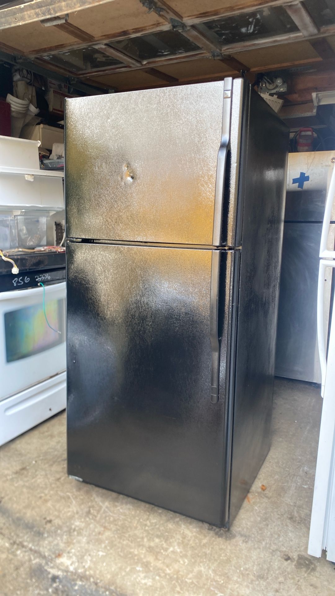 GE Refrigerator