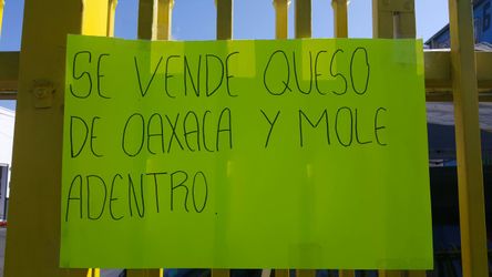 se vende queso 100% oaxaqueño