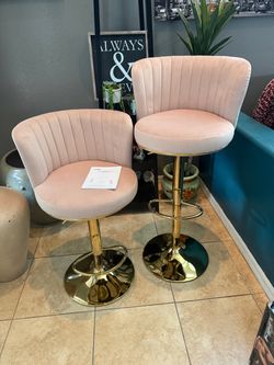 X New listing Brand new Stary Bar Chairs BC052 set of 2 Velvet light pink and gold adjustable Height/Swivals