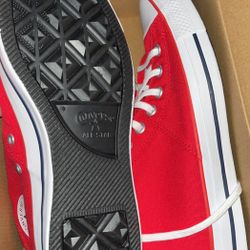 Red Converse 
