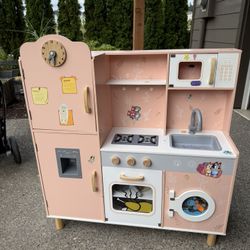 Kids Play Kitchen