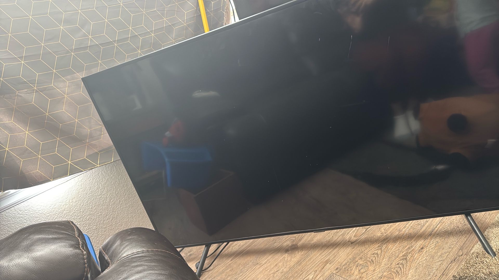 Samsung 75” Tv