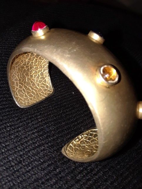VINTAGE P&B STERLING GOLD WASH RUNWAY BANGLE BRACELET.