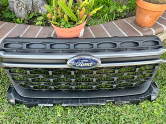 Ford Maverick Grill