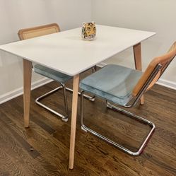 Fishponds 4-Person Solid Wood Dining Table – $75 OBO