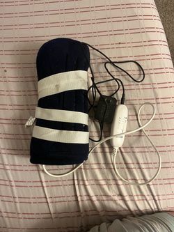 Conair Heating and Massaging Pad with Straps