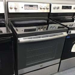 GE 5 Burner Glass Top Black Stainless Steel Range. 1 year Warranty 