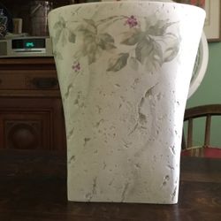 LOVELY FLOWER AND LEAVES WASTEBASKET