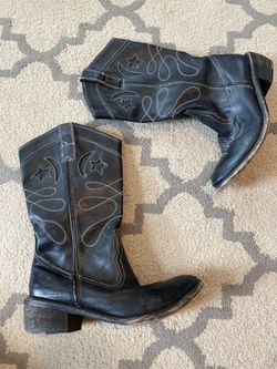 Women’s boots from Aldo size 6.5