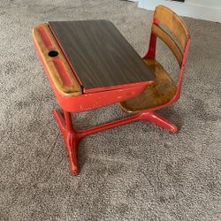 Free Vintage School Desk 