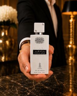 Dubai Al-Manahil I Am White Eau de Parfum (EDP) Spray, Regular Size 3.4 fl oz