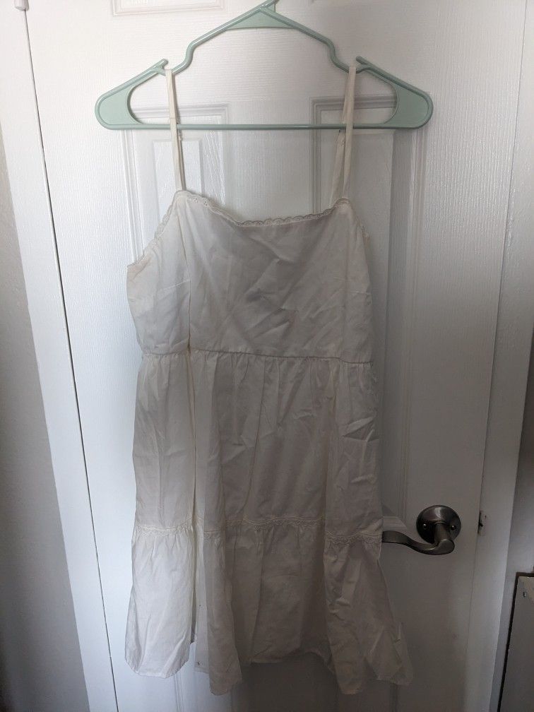 Garbage Bag Of Women's L/XL clothes for Sale in Denver, CO - OfferUp