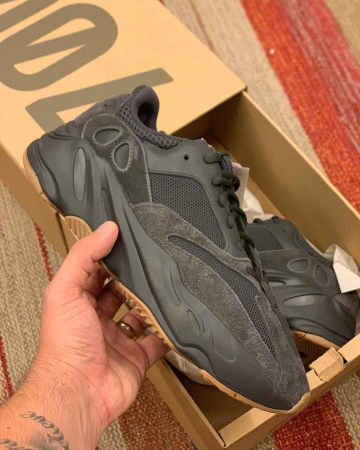 DIFFERENT SIZES AVAILABLE