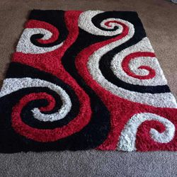 Slightly Used Rugs & Household Items 