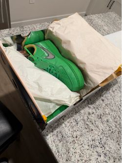 Off-White x Nike Air Force Brooklyn