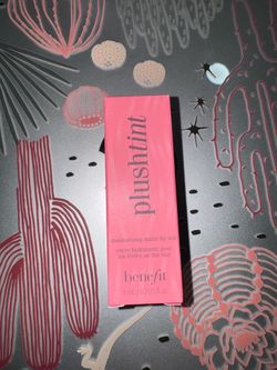 Lip tint ( benefit)