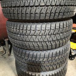 Bridgestone Blizzak WS90  225/60R16