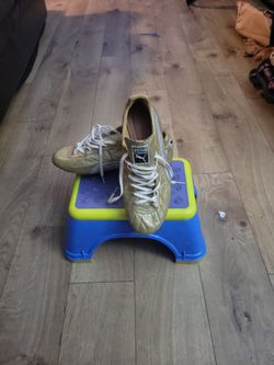 PUMA MENOTTI STAR KING GOLD KANGAROO LIIMITED SOCCER