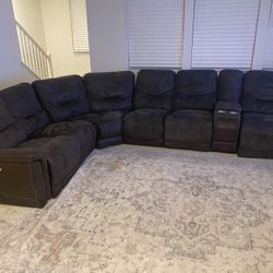 Sectional Reclining Couch ( Electric ) 