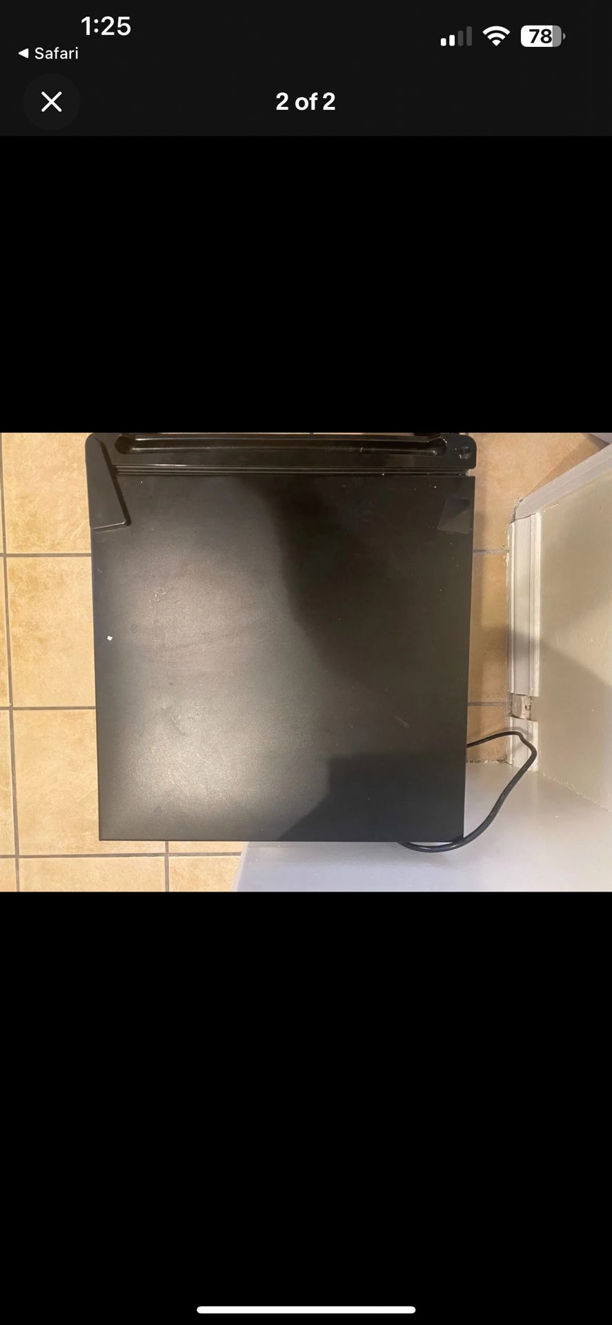 Sunbeam 1.7 cu ft Mini refrigerator.