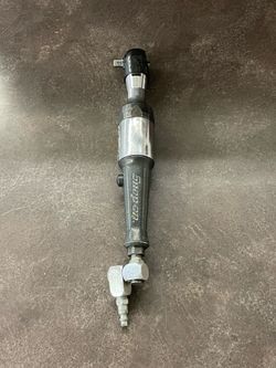 Snap On 3/8" Air Ratchet (FAR72C) Showing Signs of Use