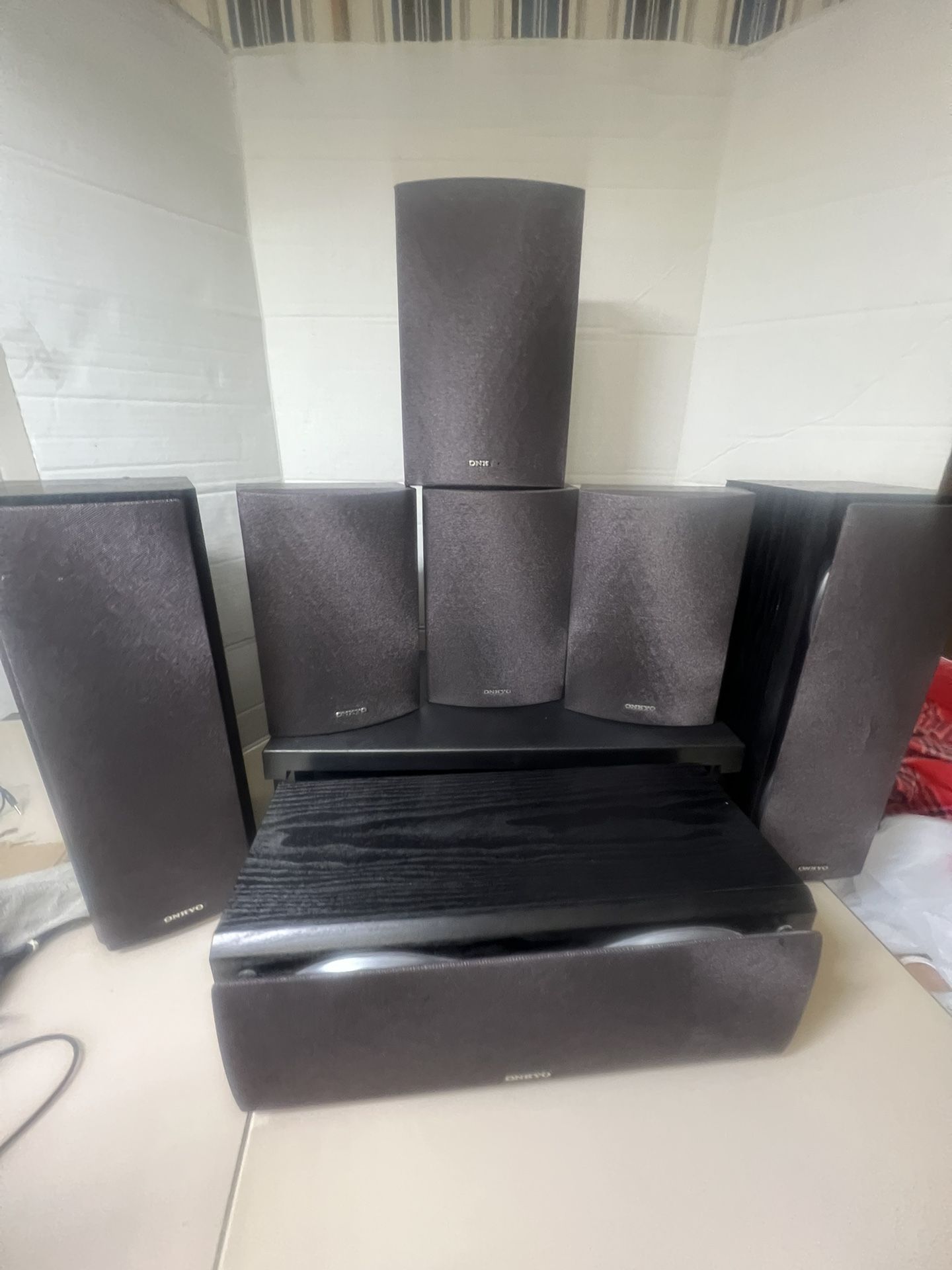 Onkyo 8 Surround Sound Speakers SKC SKF SKM SKB 530. 110 watts 8ohm. Used system in very good condition and fully functional. One speaker is missing t