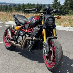 2024 Indian FTR Carbon 1200 