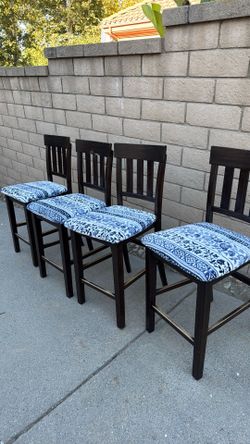 4 chairs