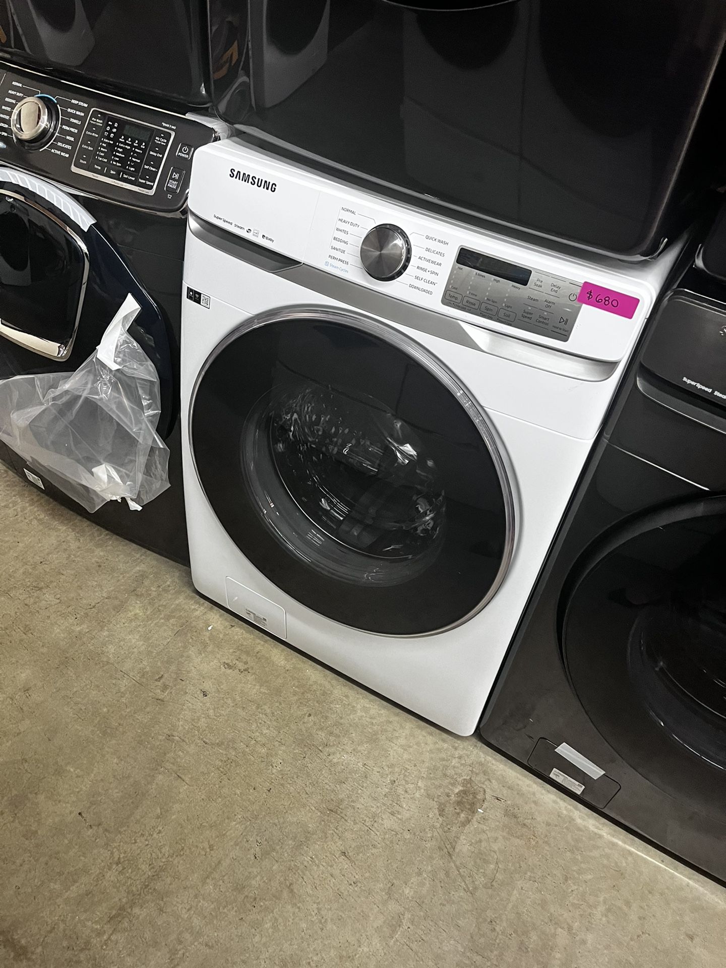 SAMSUNG WASHER IN WHITE 