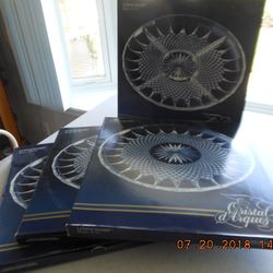 Longchamp 24% Leaded Crystal Round Serving Dish