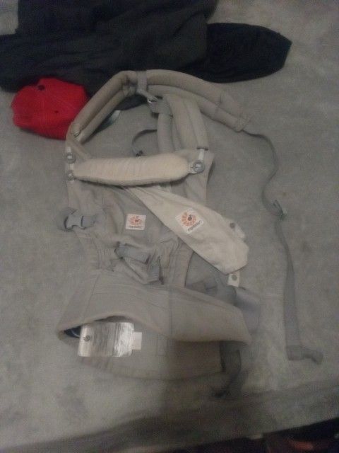 Ergo Baby Carrier