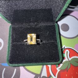 Citrine Gem ring