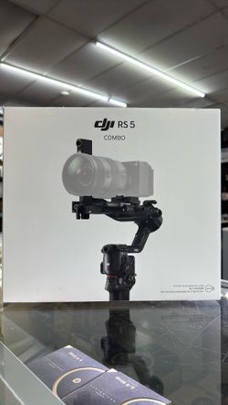 DJI RS 5 Gimbal Combo Kit with AI Tracking Module & Briefcase Handle