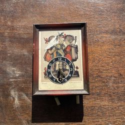 Hummel Ars Sacra miniature wall clock