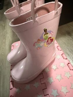 Princess rain boots