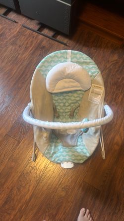 Baby bouncer chair